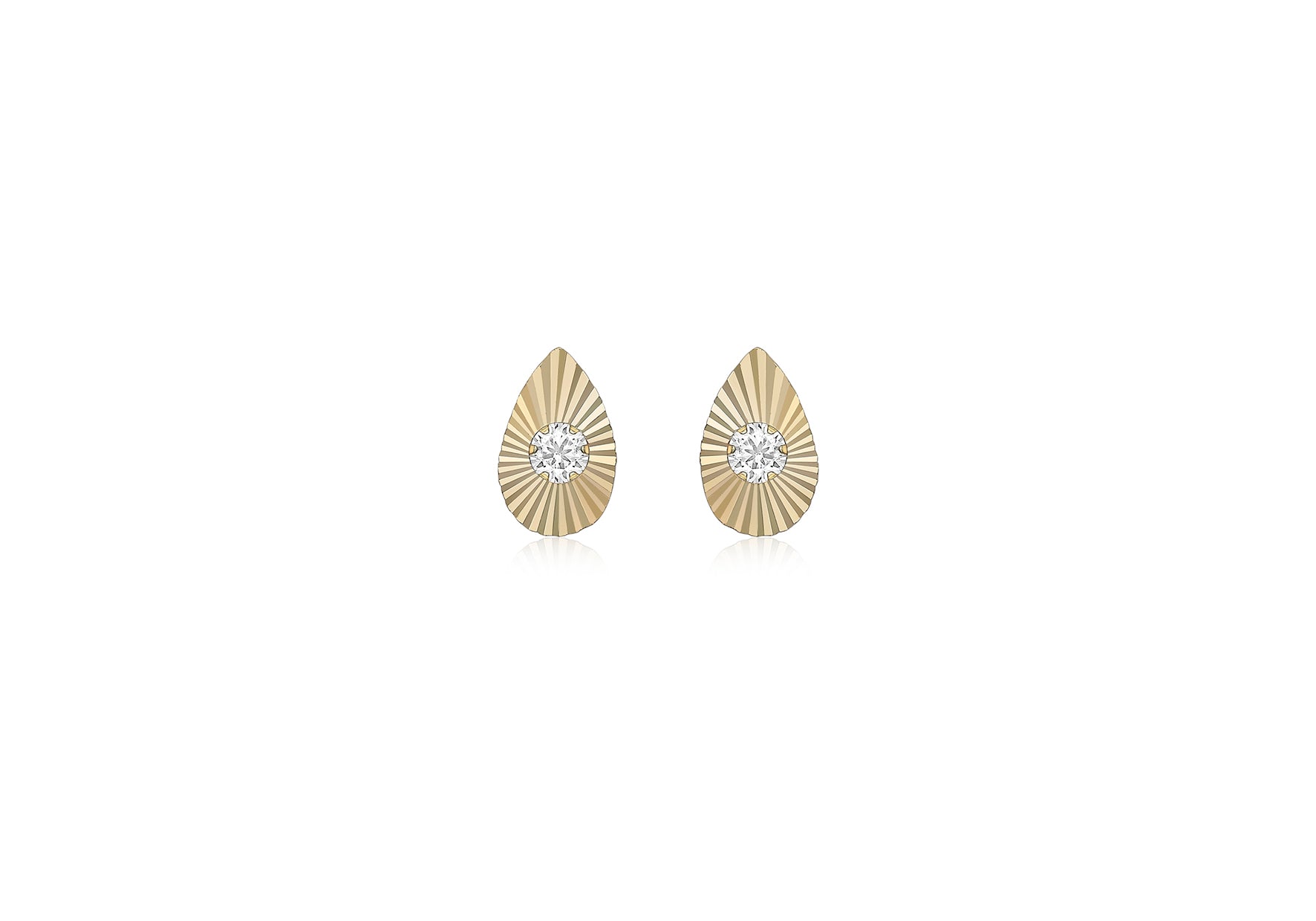 9ct Yellow Gold Zirconia  4.9mm x 7.7mm onertinaed Teardrop Stud Earrings