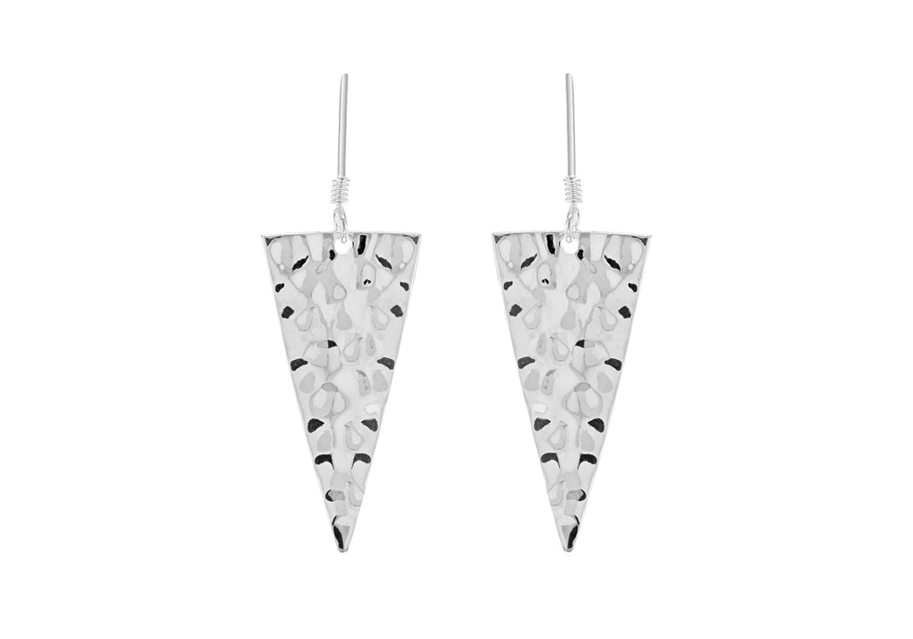 cSILVER HAMMERED TRIANGLE DRPER